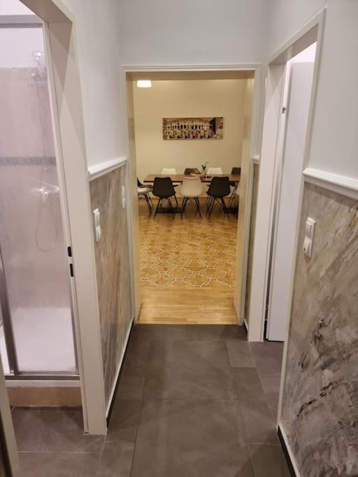 Sissi Royal Suite - Inner City 4 Bedroom Apartment Vienna Esterno foto